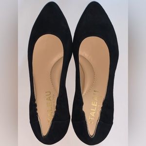 Mara Suede Black Flats